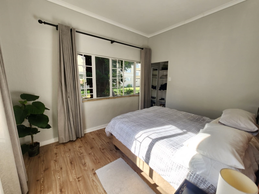 1 Bedroom Property for Sale in Rondebosch Village Western Cape